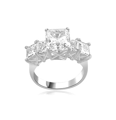 2ct Princess cut Diamond Masterpiece ring in yellow gold