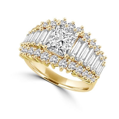Ring  emerald cut radiant center,baguettes,round radiating stones