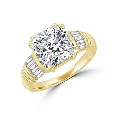 Ring  cushion cut stone with baguettes