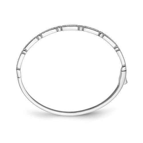 A prong set hinged bangle bracelet for women with lab-made 25 round brilliant diamonds by Diamond Essence set in platinum plated sterling silver