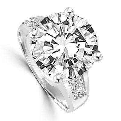 6ct round,princess cut stone in silver ring