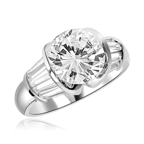 Round brilliant majestic ring in silver